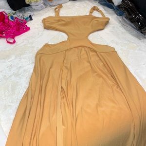 Fashion Nova Mustard Dress Size small worn once really pretty